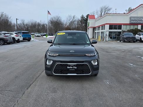 Used 2020 Kia Soul S image 3