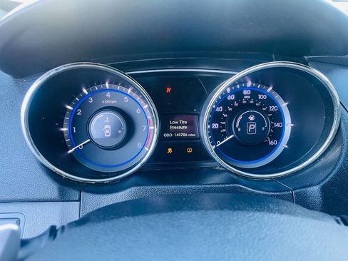 Used 2011 Hyundai Sonata SE image 16