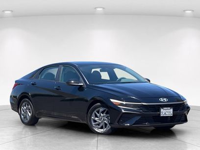 Used 2024 Hyundai Elantra Blue
