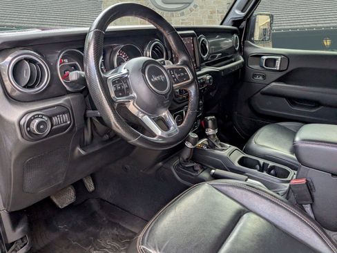 Used 2021 Jeep Wrangler Unlimited Rubicon w/ Dual Top Group AWD/4WD image 6