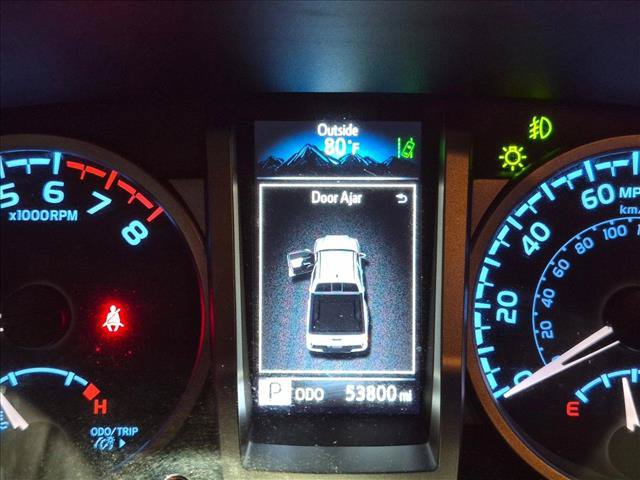 Certified 2022 Toyota Tacoma SR5 AWD/4WD image 16