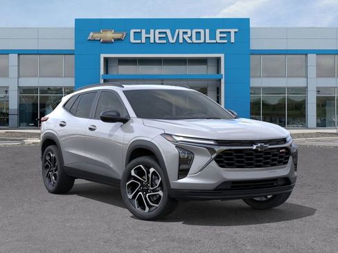 New 2026 Chevrolet Trax RS w/ Sunroof Package FWD image 7
