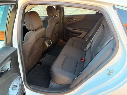 Used 2024 Chevrolet Malibu LT FWD image 15