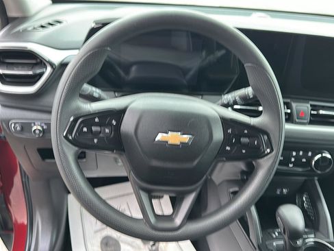 Certified 2025 Chevrolet TrailBlazer LS w/ LS Convenience Package image 19