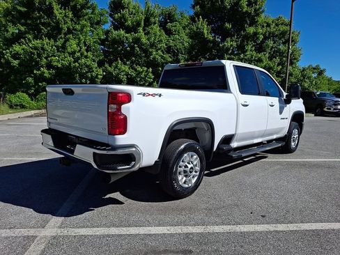 Used 2025 Chevrolet Silverado 2500 LT w/ Convenience Package AWD/4WD image 6