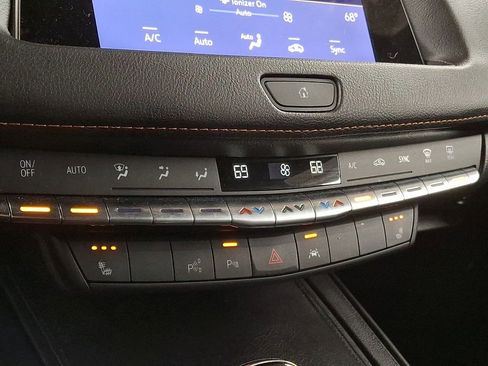 Used 2022 Cadillac XT4 Sport w/ LPO, Onyx Lite Package image 12