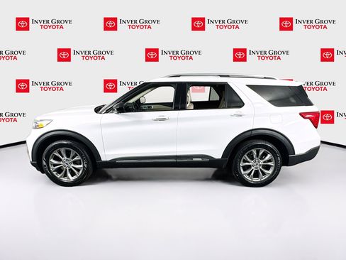 Used 2023 Ford Explorer Limited AWD/4WD image 8