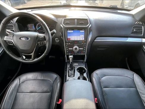 Used 2018 Ford Explorer Sport w/ Equipment Group 401A image 15