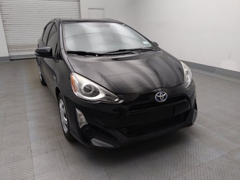 Used 2015 Toyota Prius C Two image 14