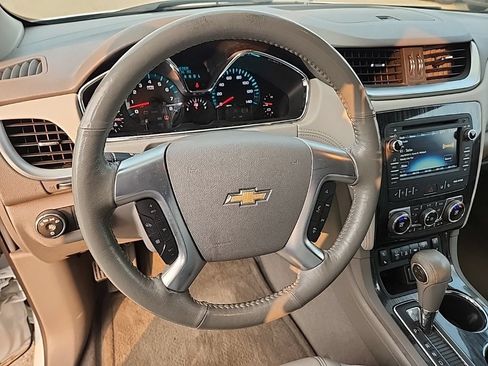 Used 2016 Chevrolet Traverse LTZ AWD/4WD image 9