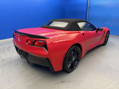 Used 2014 Chevrolet Corvette Stingray Convertible w/ 3LT Preferred Equipment Group RWD image 7
