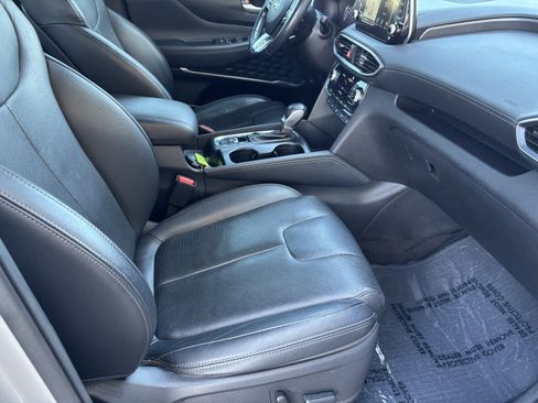 Used 2019 Hyundai Santa Fe AWD image 28