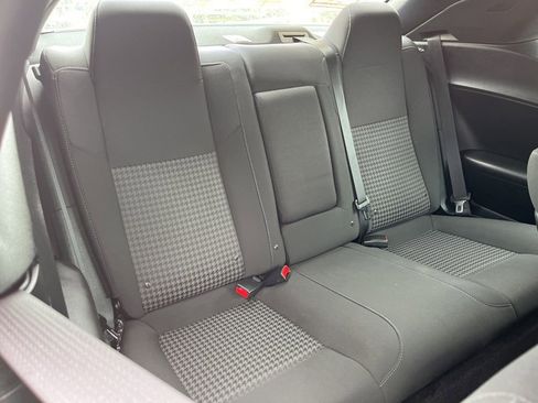 Used 2018 Dodge Challenger R/T Scat Pack RWD image 21