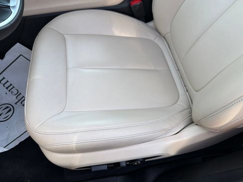 Used 2023 Jeep Grand Cherokee Limited AWD/4WD image 23