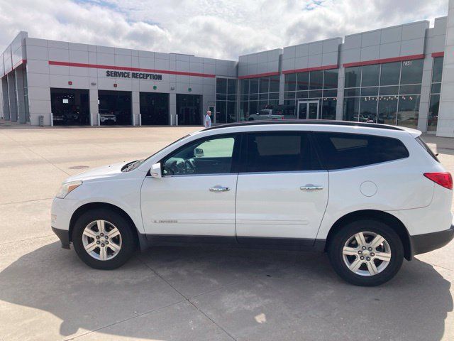 Used 2009 Chevrolet Traverse LT AWD/4WD image 7