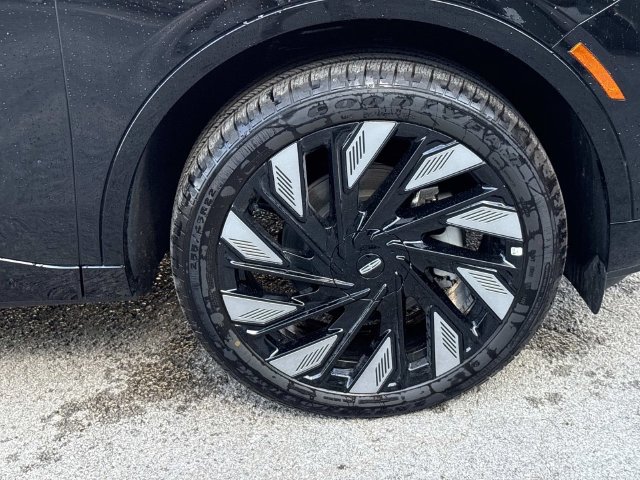 New 2026 Lincoln Nautilus Reserve AWD/4WD image 9