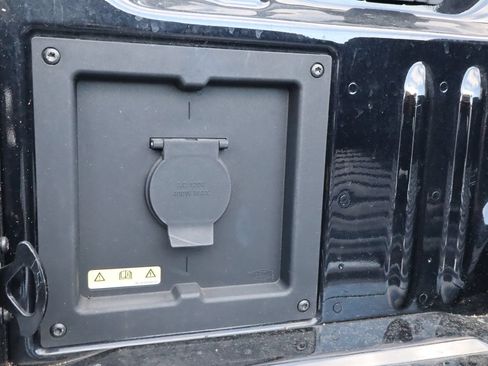 Used 2024 Ford F150 Raptor w/ Equipment Group 803A Raptor R AWD/4WD image 42