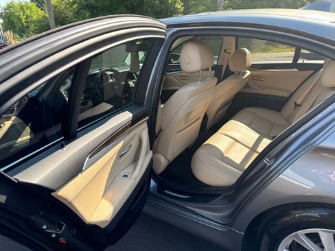 Used 2016 BMW 528i Sedan RWD image 10
