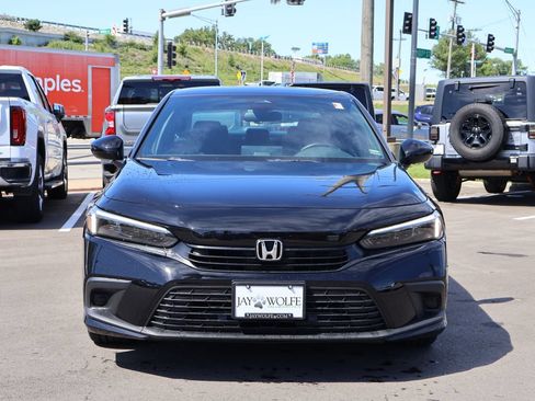 Certified 2024 Honda Civic Sport image 2