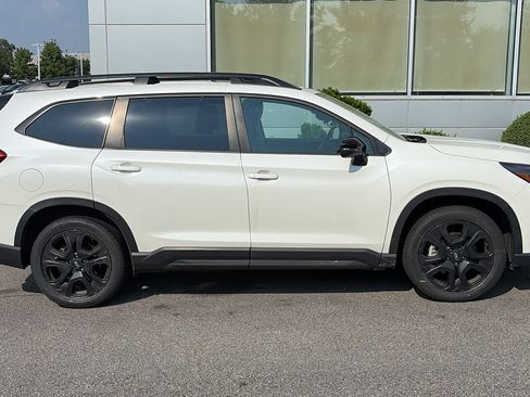 Used 2023 Subaru Ascent Onyx Edition AWD/4WD image 4
