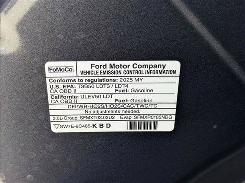 Used 2025 Ford Explorer ST AWD/4WD image 26