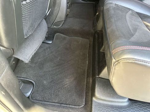 Used 2022 Dodge Durango R/T image 36