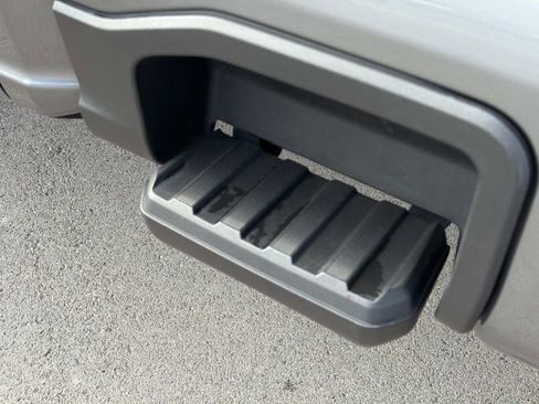 Used 2025 Ford F250 XLT w/ 360-Degree Camera Package image 24