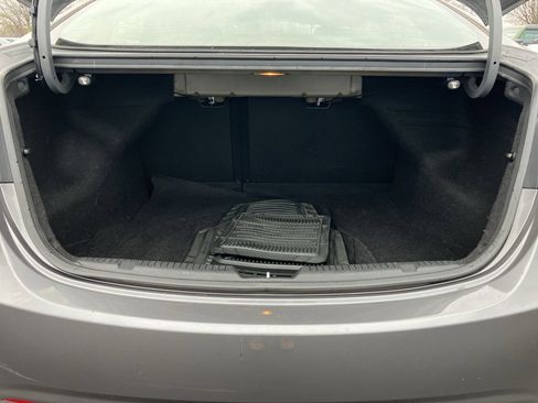 Used 2012 Hyundai Elantra Limited w/ Technology Pkg 5 image 32