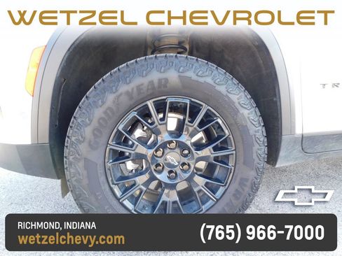 Certified 2026 Chevrolet Traverse Z71 w/ Enhanced Driving Package AWD/4WD image 10