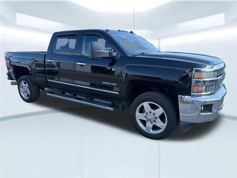 Used 2015 Chevrolet Silverado 2500 LTZ w/ Duramax Plus Package image 2