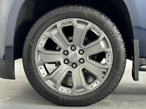 Used 2018 GMC Yukon Denali w/ Open Road Package image 41