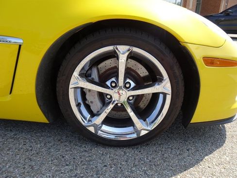 Used 2011 Chevrolet Corvette Grand Sport w/ Preferred Equipment Group image 30