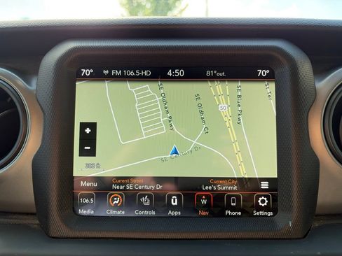 Used 2021 Jeep Wrangler Unlimited Sport AWD/4WD image 13