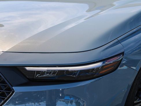 Used 2024 Honda Accord Sport image 5