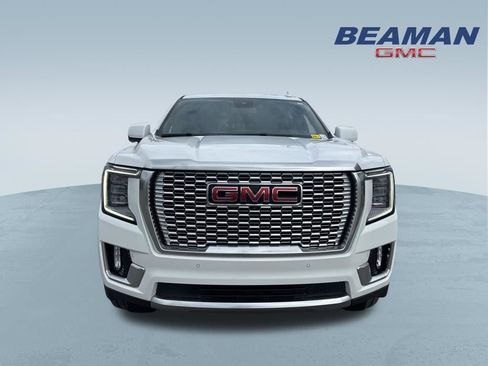 Used 2024 GMC Yukon XL Denali image 2