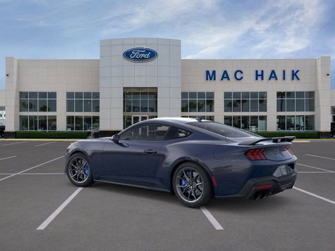 New 2025 Ford Mustang Dark Horse image 4