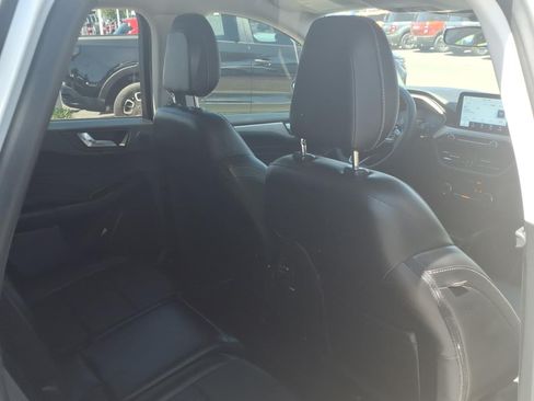 Certified 2022 Ford Escape SEL w/ Technology Package FWD image 13