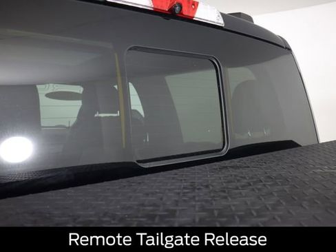 Used 2022 Ford F250 Lariat w/ Black Appearance Package image 37