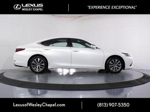 Used 2021 Lexus ES 350 w/ Premium Package FWD image 4