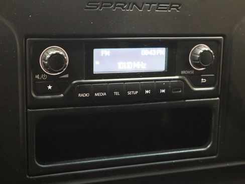 Used 2021 Mercedes-Benz Sprinter 2500 w/ Driver Convenience Package image 29