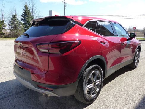 Used 2025 Chevrolet Blazer LT FWD image 11