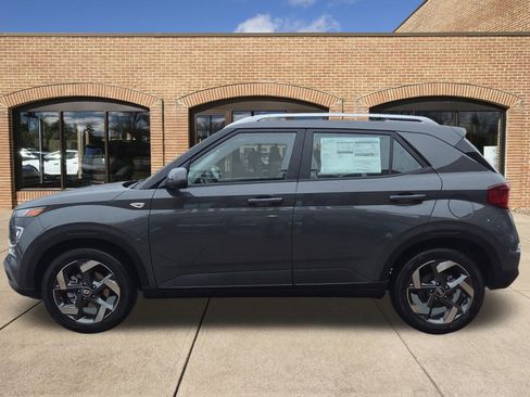 New 2026 Hyundai Venue SEL image 7