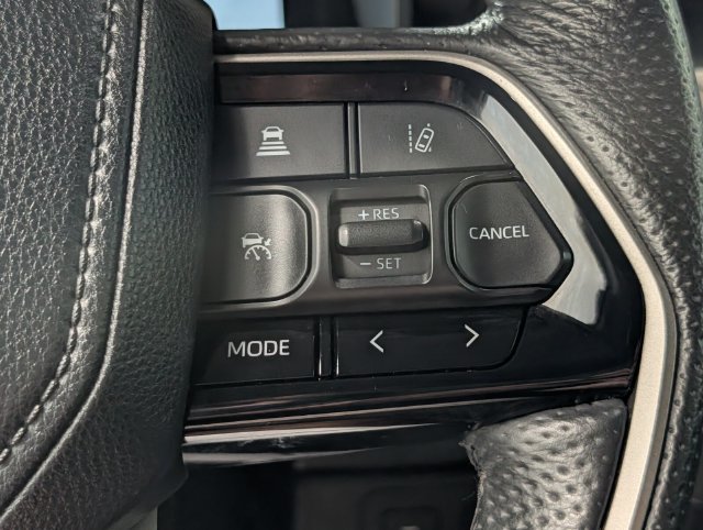 Used 2024 Toyota Tundra Limited AWD/4WD image 21