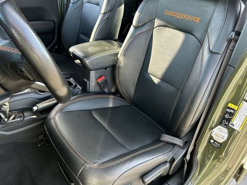 Used 2023 Jeep Gladiator Mojave w/ LED Lighting Group AWD/4WD image 19