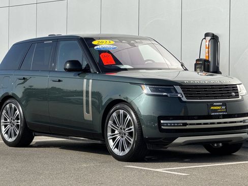Used 2023 Land Rover Range Rover SE image 7