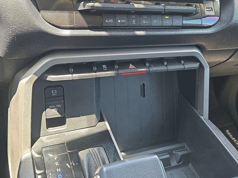 Used 2023 Toyota Tundra SR5 AWD/4WD image 29