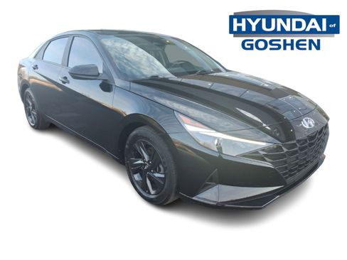 Used 2023 Hyundai Elantra SEL image 3
