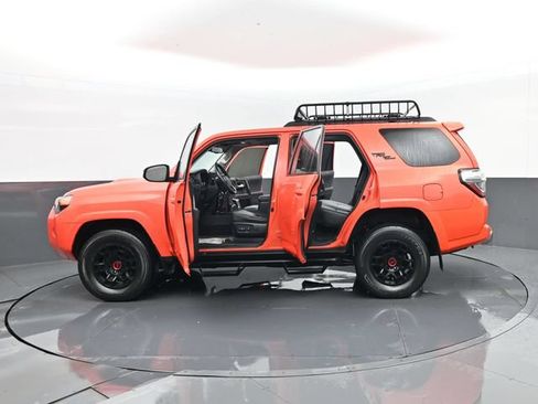 Used 2024 Toyota 4Runner TRD Off-Road Premium w/ 4Runner Black Package (TMS) AWD/4WD image 32
