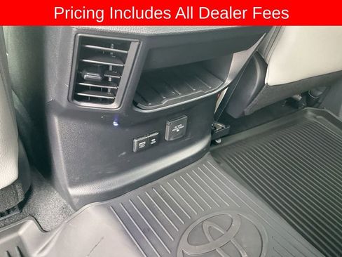 Used 2026 Toyota Tundra SR5 w/ SR5 Premium Package AWD/4WD image 13