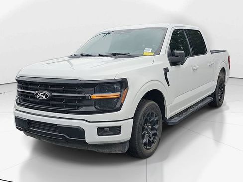 Used 2024 Ford F150 XLT w/ XLT Black Appearance Package RWD image 7